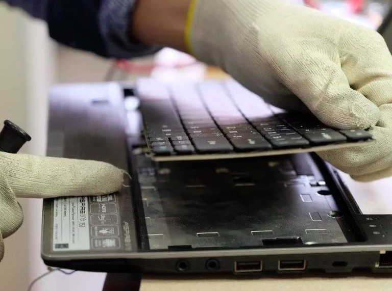 Ремонт клавиатуры ноутбука Спасская метро Спб